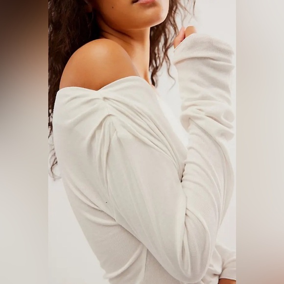 NWOT - Free People Intimately Night We Met Long Sleeve in Seasalt - Size S - Picture 4 of 4